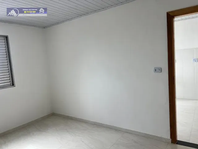 Casa com 80m² 2 quartos e 1 banheiro, para alugar, no bairro Jardim Vila Galvão em Guarulhos