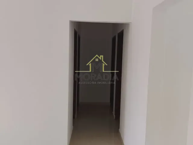 Casa com 360m² 3 quartos e 1 banheiro, à venda, no bairro Jardim Planalto em Guaxupé