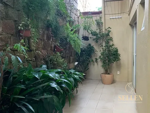 Casa 4 quartos e 1 banheiro, à venda, no bairro Cristal em Porto Alegre