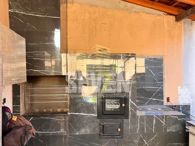 Casa com 300m² 3 quartos e 2 banheiros, para alugar, no bairro Vila Santa Tereza em Bauru