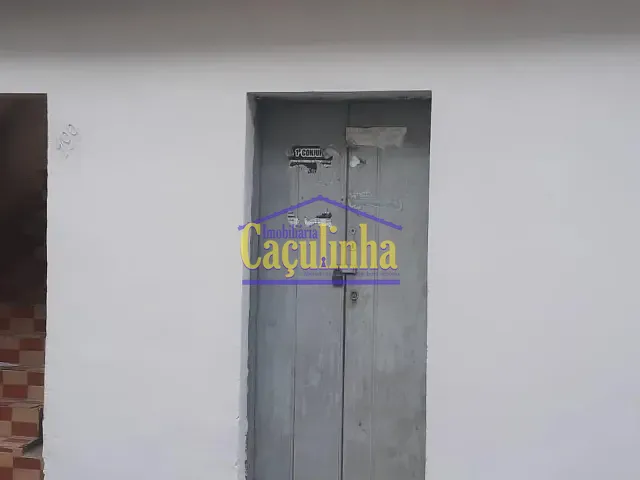 Casa com 1m² 2 quartos e 1 banheiro, à venda, no bairro Centro em Barra do Piraí