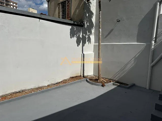 Casa com 150m² 2 quartos e 1 banheiro, à venda, no bairro Vila Santa Rosa em Jundiaí