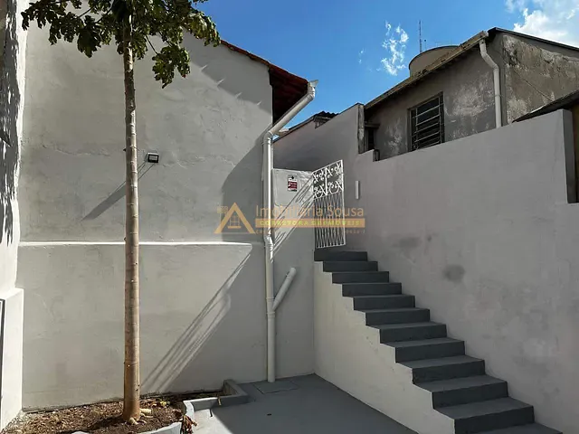 Casa com 150m² 2 quartos e 1 banheiro, à venda, no bairro Vila Santa Rosa em Jundiaí