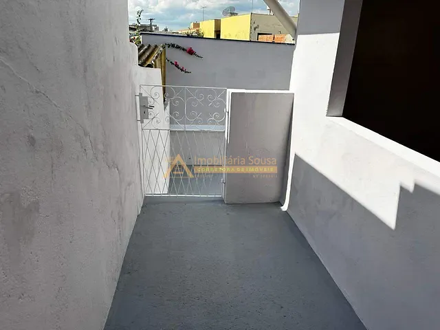 Casa com 150m² 2 quartos e 1 banheiro, à venda, no bairro Vila Santa Rosa em Jundiaí
