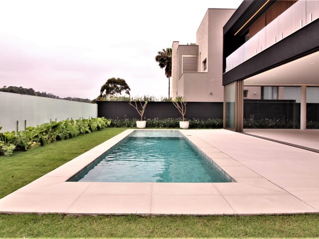Casa com 555m² 5 quartos e 4 banheiros, à venda, no bairro Tamboré em Barueri