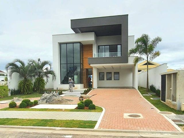 Casa com 400m² 5 quartos e 7 banheiros, à venda, no bairro BARRA DA TIJUCA em Rio de Janeiro