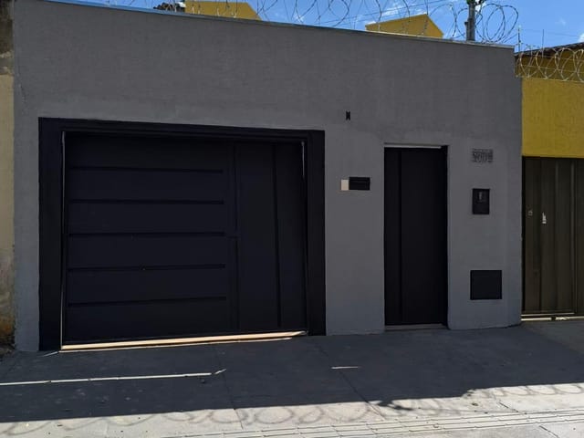 Casa com 139m² 2 quartos e 2 banheiros, à venda, no bairro Residencial Recanto do Bosque em Goiânia