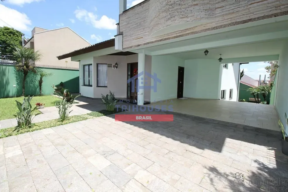 Casas à venda em Xaxim, Curitiba - PR - Buskaza