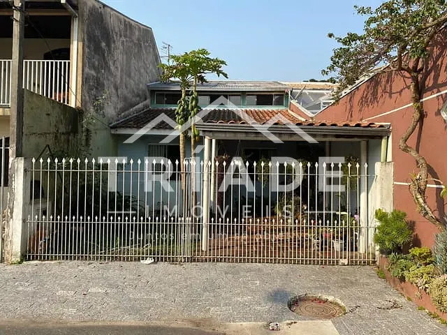 Casa com 137m² 2 quartos e 1 banheiro, à venda, no bairro Boqueirão em Curitiba