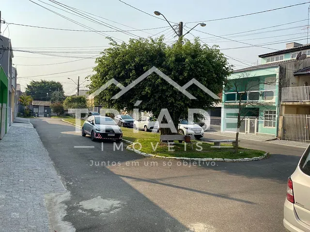 Casa com 137m² 2 quartos e 1 banheiro, à venda, no bairro Boqueirão em Curitiba