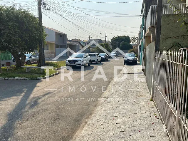 Casa com 137m² 2 quartos e 1 banheiro, à venda, no bairro Boqueirão em Curitiba