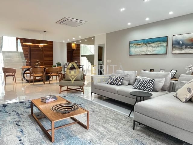 Casa com 10m² 4 quartos e 5 banheiros, à venda, no bairro Barra da Tijuca em Rio de Janeiro