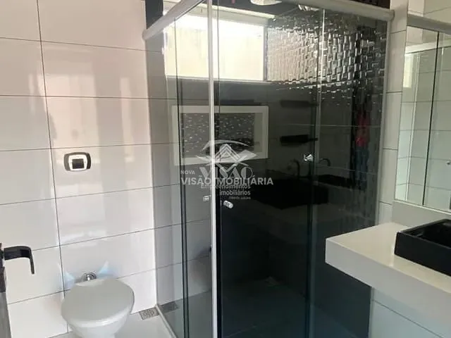 Casa com 300m² 2 quartos e 2 banheiros, à venda, no bairro Residencial Boungainvile em Sinop