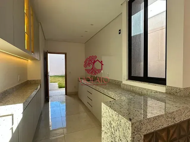 Casa com 290m² 4 quartos e 2 banheiros, à venda, no bairro Promissão I em Lagoa Santa
