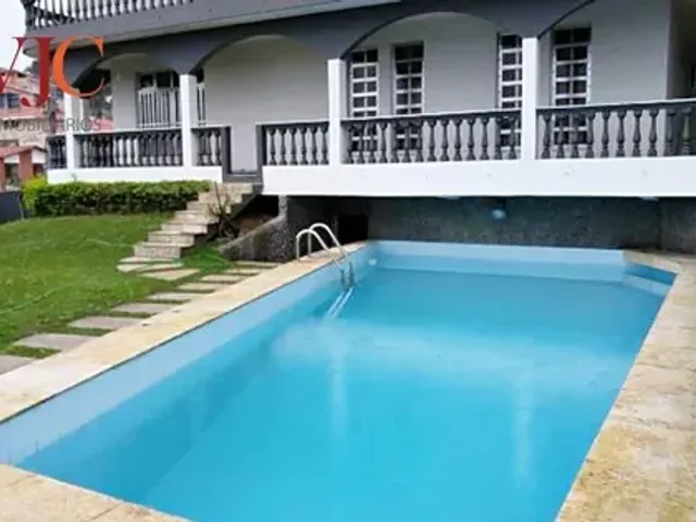 Casa com 700m² 5 quartos e 4 banheiros, à venda, no bairro Itaguaçu em Florianópolis