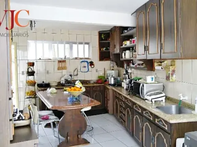 Casa com 700m² 5 quartos e 4 banheiros, à venda, no bairro Itaguaçu em Florianópolis