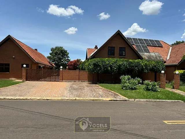 Casa 4 quartos e 5 banheiros, à venda, no bairro Villa de Holanda em Holambra