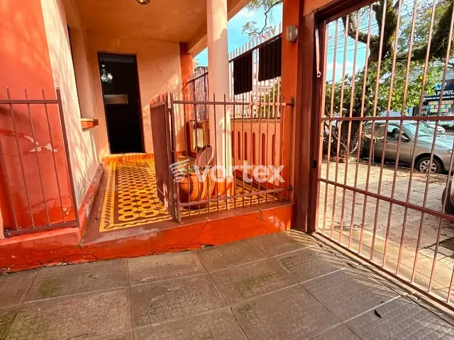Casa 3 quartos e 1 banheiro, à venda, no bairro Centro em Uruguaiana
