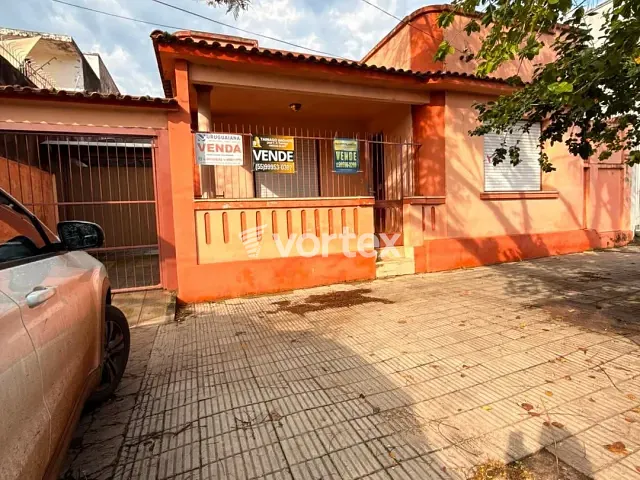 Casa 3 quartos e 1 banheiro, à venda, no bairro Centro em Uruguaiana