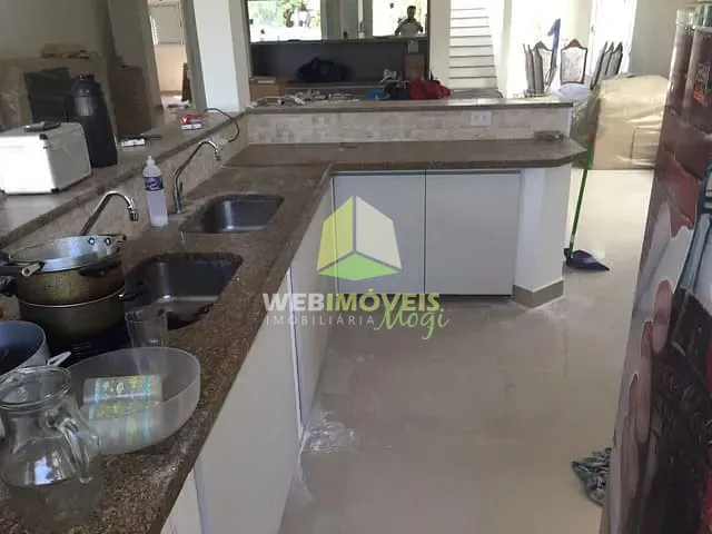 Casa com 588m² 5 quartos e 4 banheiros, à venda, no bairro Morada da Praia em Bertioga