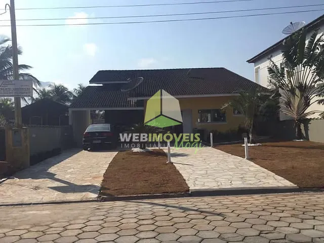 Casa com 588m² 5 quartos e 4 banheiros, à venda, no bairro Morada da Praia em Bertioga