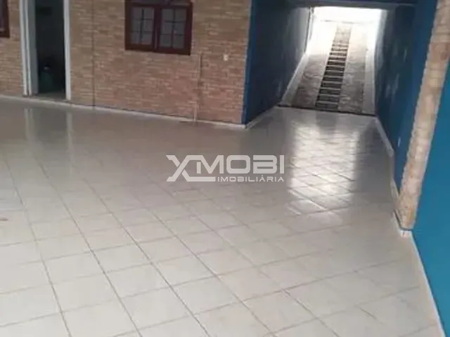 Casa com 320m² 3 quartos e 2 banheiros, à venda, no bairro Vila Progresso em Jundiaí