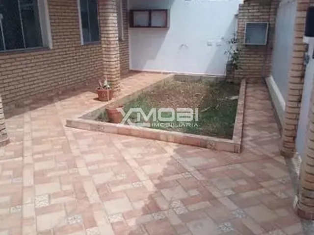 Casa com 320m² 3 quartos e 2 banheiros, à venda, no bairro Vila Progresso em Jundiaí