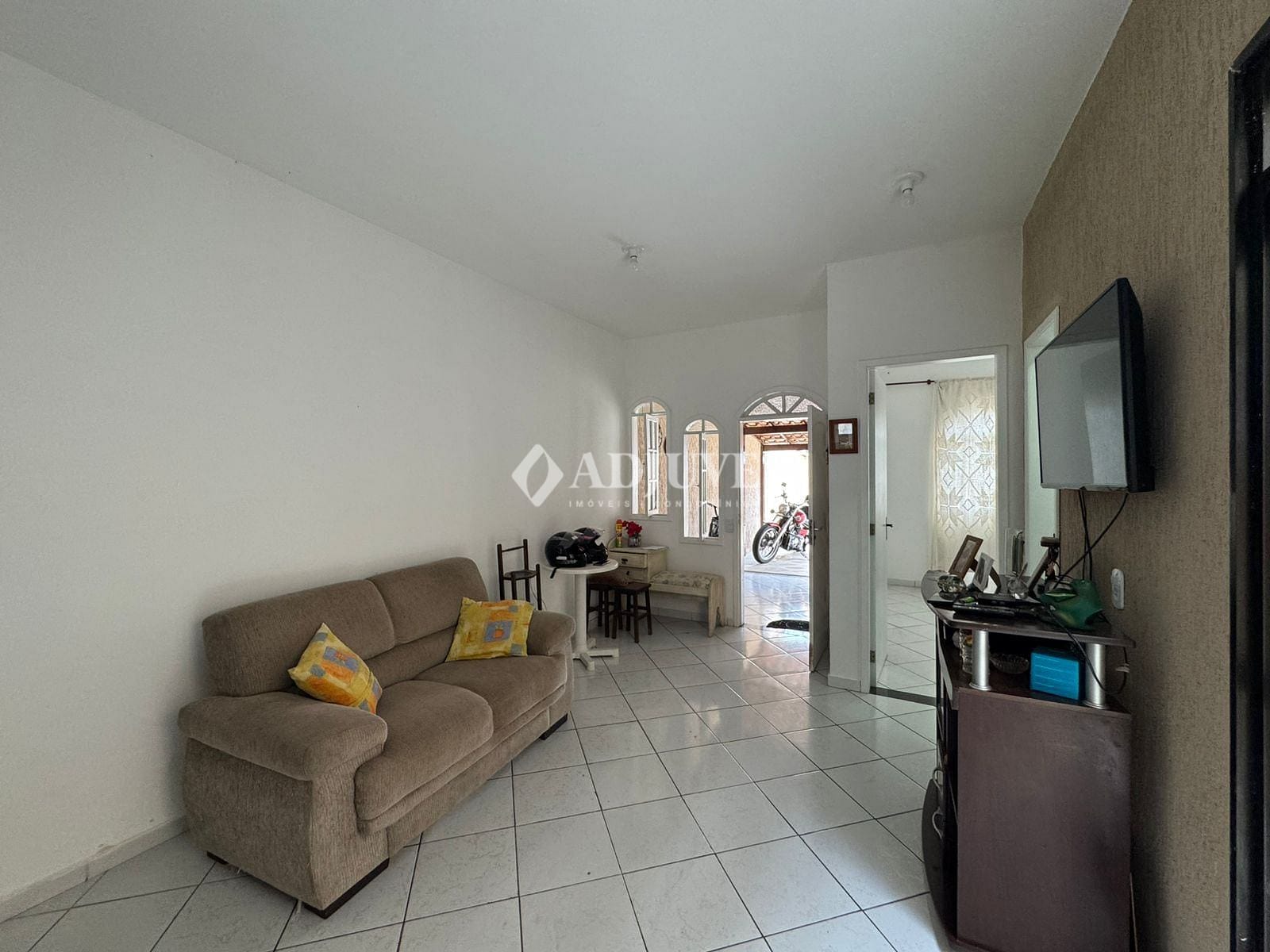 Casa à venda com 3 quartos, 69m² - Foto 3