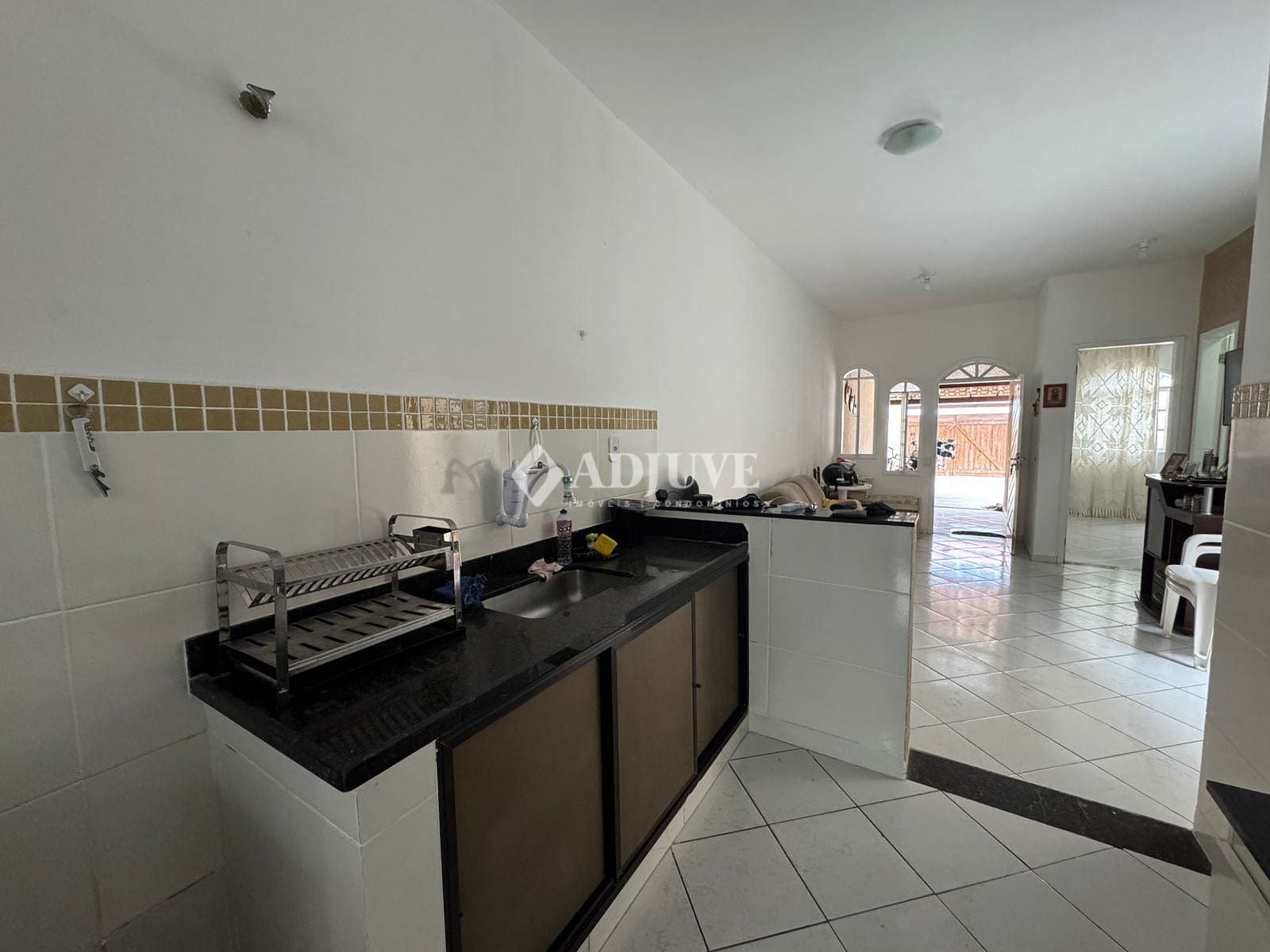 Casa à venda com 3 quartos, 69m² - Foto 9
