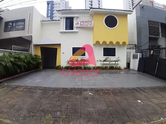 Casa à venda, no bairro Madalena em Recife
