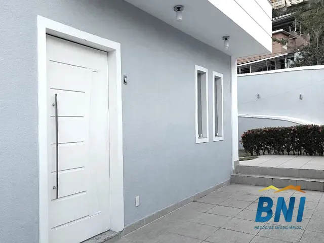 Casa 4 quartos e 5 banheiros, à venda, no bairro Anil em Rio de Janeiro