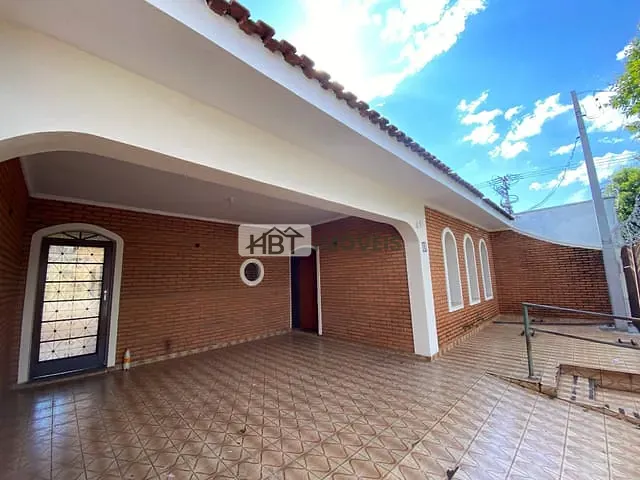 Casa com 242m² 3 quartos e 3 banheiros, à venda, no bairro Vila Souto em Bauru