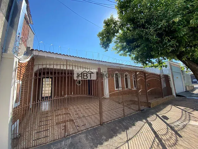 Casa com 242m² 3 quartos e 3 banheiros, à venda, no bairro Vila Souto em Bauru