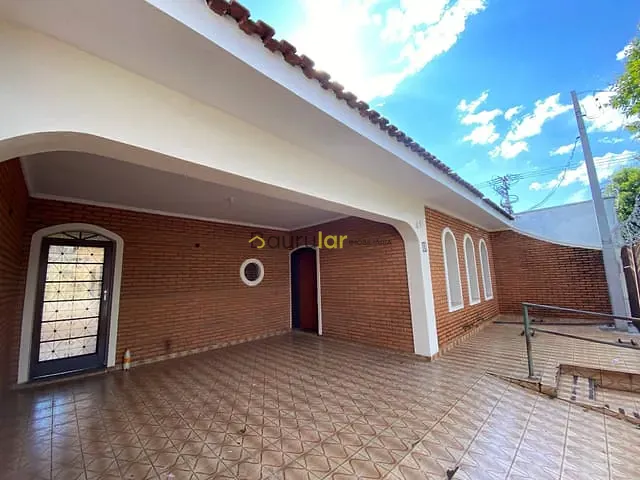 Casa com 242m² 3 quartos e 3 banheiros, à venda, no bairro Vila Souto em Bauru