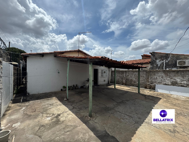 Casa 4 quartos e 2 banheiros, à venda, no bairro Bela Vista em Teresina