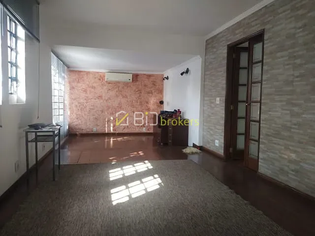 Casa com 330m² 4 quartos e 5 banheiros, à venda, no bairro Parque Continental em São Paulo