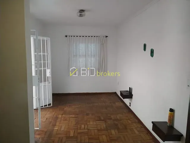 Casa com 330m² 4 quartos e 5 banheiros, à venda, no bairro Parque Continental em São Paulo