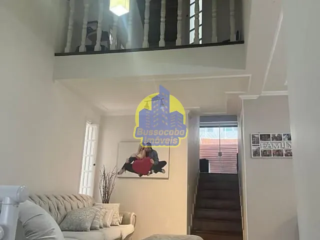 Casa com 360m² 4 quartos e 3 banheiros, à venda, no bairro City Bussocaba em Osasco