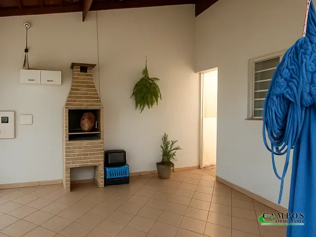 Casa 3 quartos e 2 banheiros, à venda, no bairro Jardim Cangalha em Três Lagoas