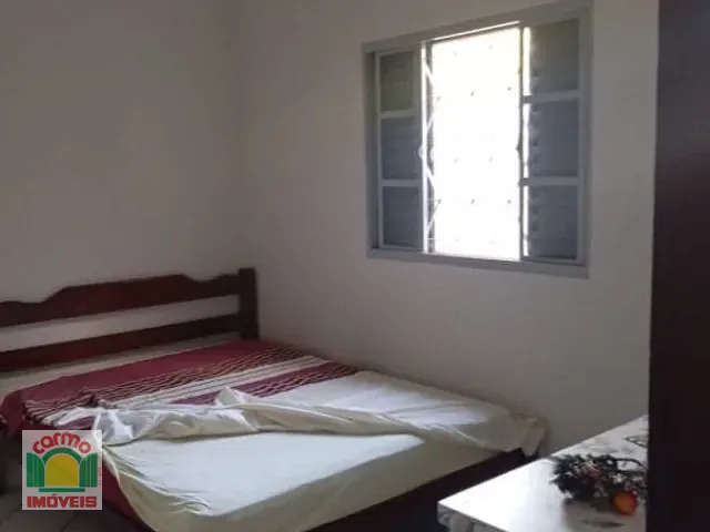 Casa com 360m² 3 quartos e 2 banheiros, à venda, no bairro Vila Santa Maria de Nazareth em Anápolis
