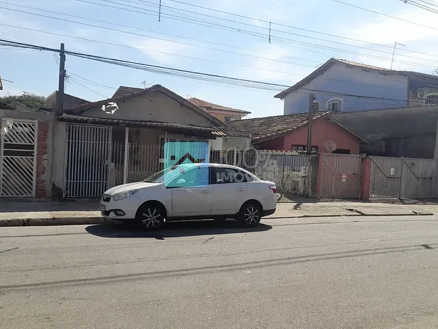 Casa com 300m² 2 quartos e 1 banheiro, à venda, no bairro Parque Industrial em São José dos Campos