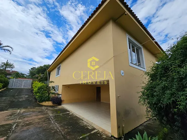 Casa com 1400m² 5 quartos e 4 banheiros, à venda, no bairro Sans Souci em Nova Friburgo
