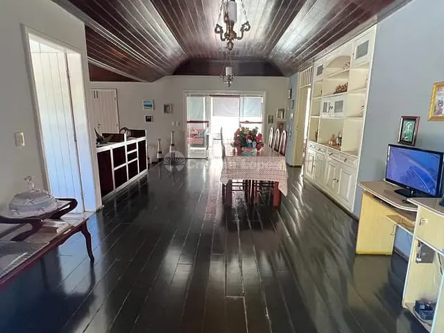 Casa com 1080m² 7 quartos e 5 banheiros, à venda, no bairro Fátima em Teresina