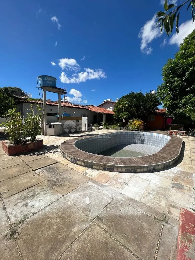 Casa, 7 quartos, 392 m² - Foto 1