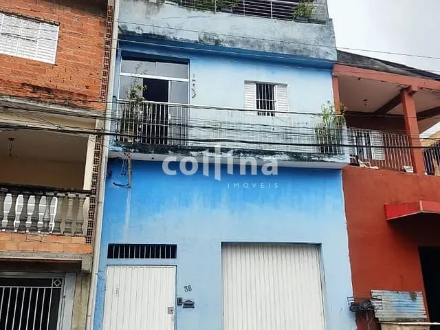 Casa com 125m² 2 quartos e 1 banheiro, à venda, no bairro Vila Silviânia em Carapicuíba