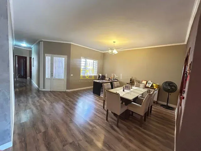 Casa 3 quartos e 3 banheiros, à venda, no bairro Parque Residencial Célia Maria em Porto Feliz