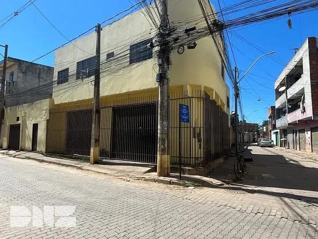 Casa com 200m², à venda, no bairro Setor Leste em Brasília
