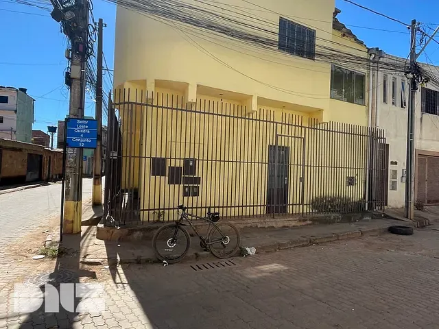Casa com 200m², à venda, no bairro Setor Leste em Brasília
