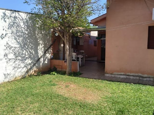 Casa com 300m² 3 quartos e 1 banheiro, à venda, no bairro Jardim Esmeralda em Santa Bárbara D'Oeste