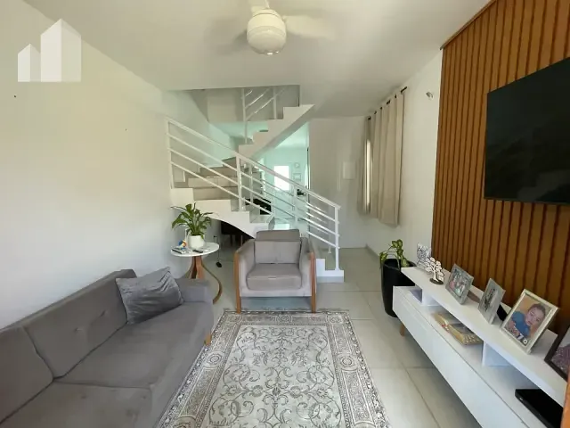 Casa com 140m² 3 quartos e 3 banheiros, à venda, no bairro Vila Treze de Maio em Nova Iguaçu